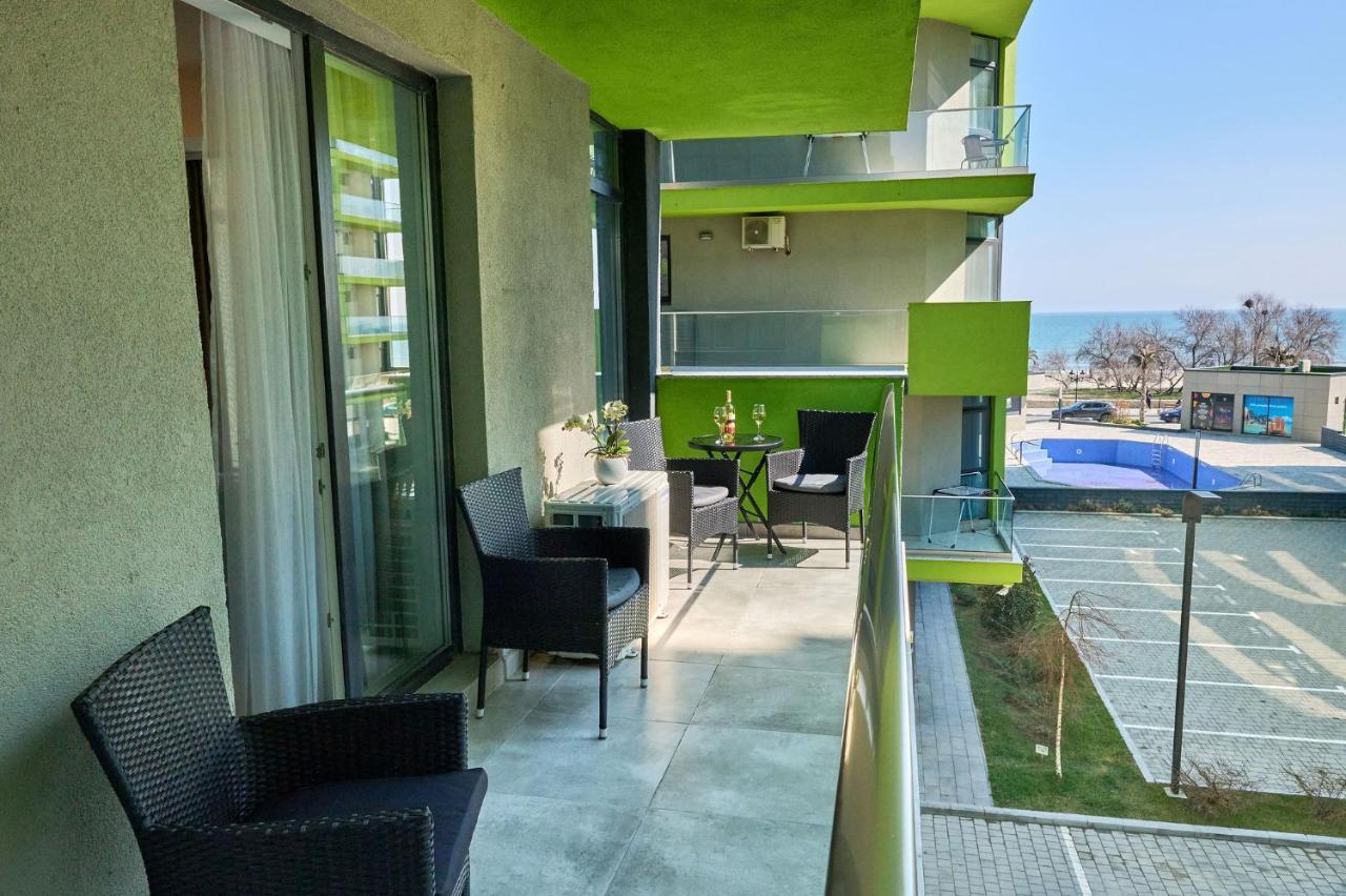 Seastar Apartment - Spa N Pools Beach Resort Mamaia Exteriér fotografie