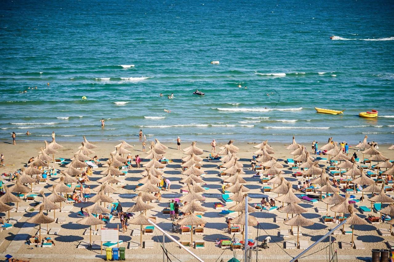 Seastar Apartment - Spa N Pools Beach Resort Mamaia Exteriér fotografie