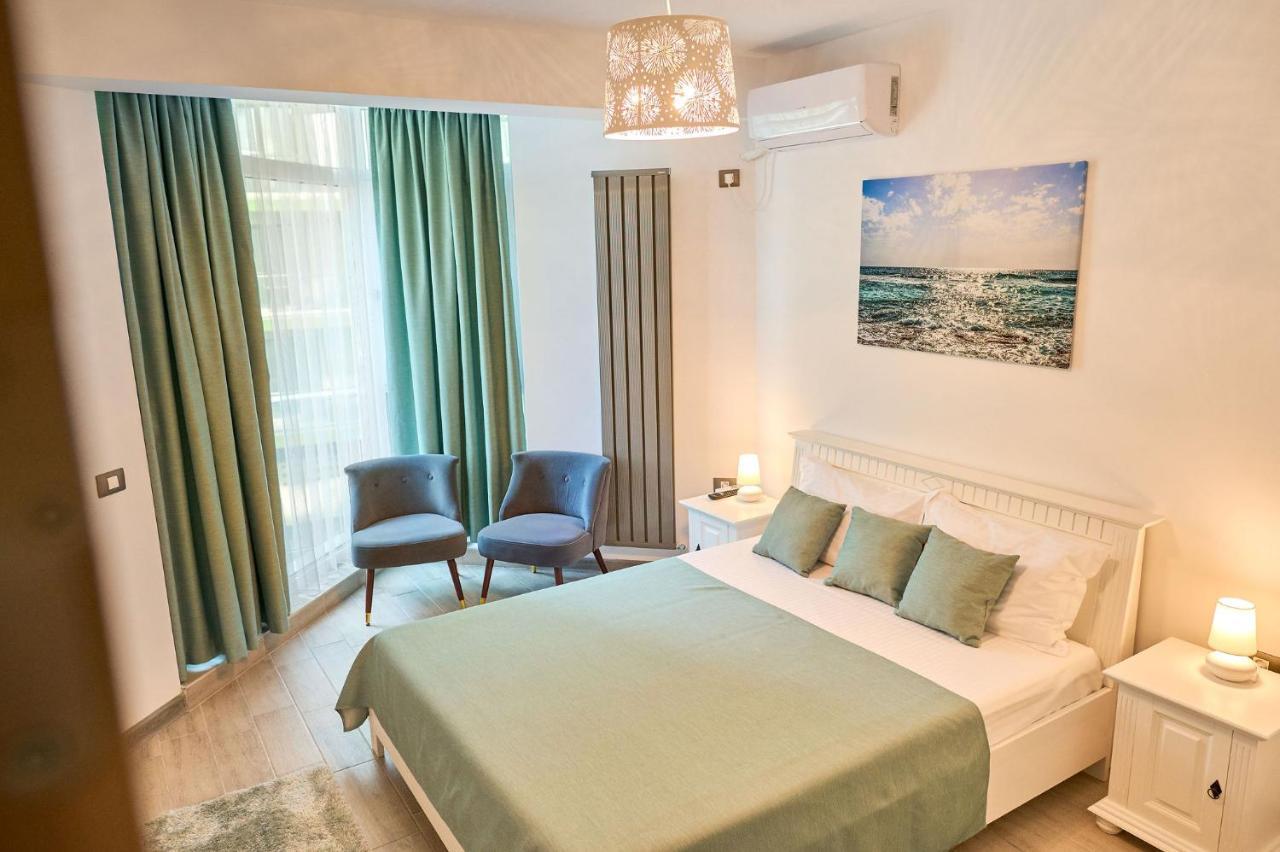 Seastar Apartment - Spa N Pools Beach Resort Mamaia Exteriér fotografie
