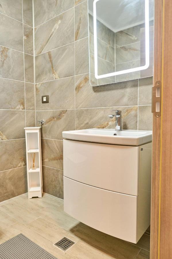 Seastar Apartment - Spa N Pools Beach Resort Mamaia Exteriér fotografie